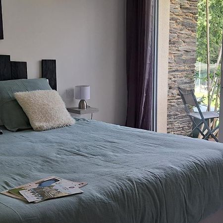 Bed and Breakfast La Bergerie Du Mesnil Livry  Exteriér fotografie